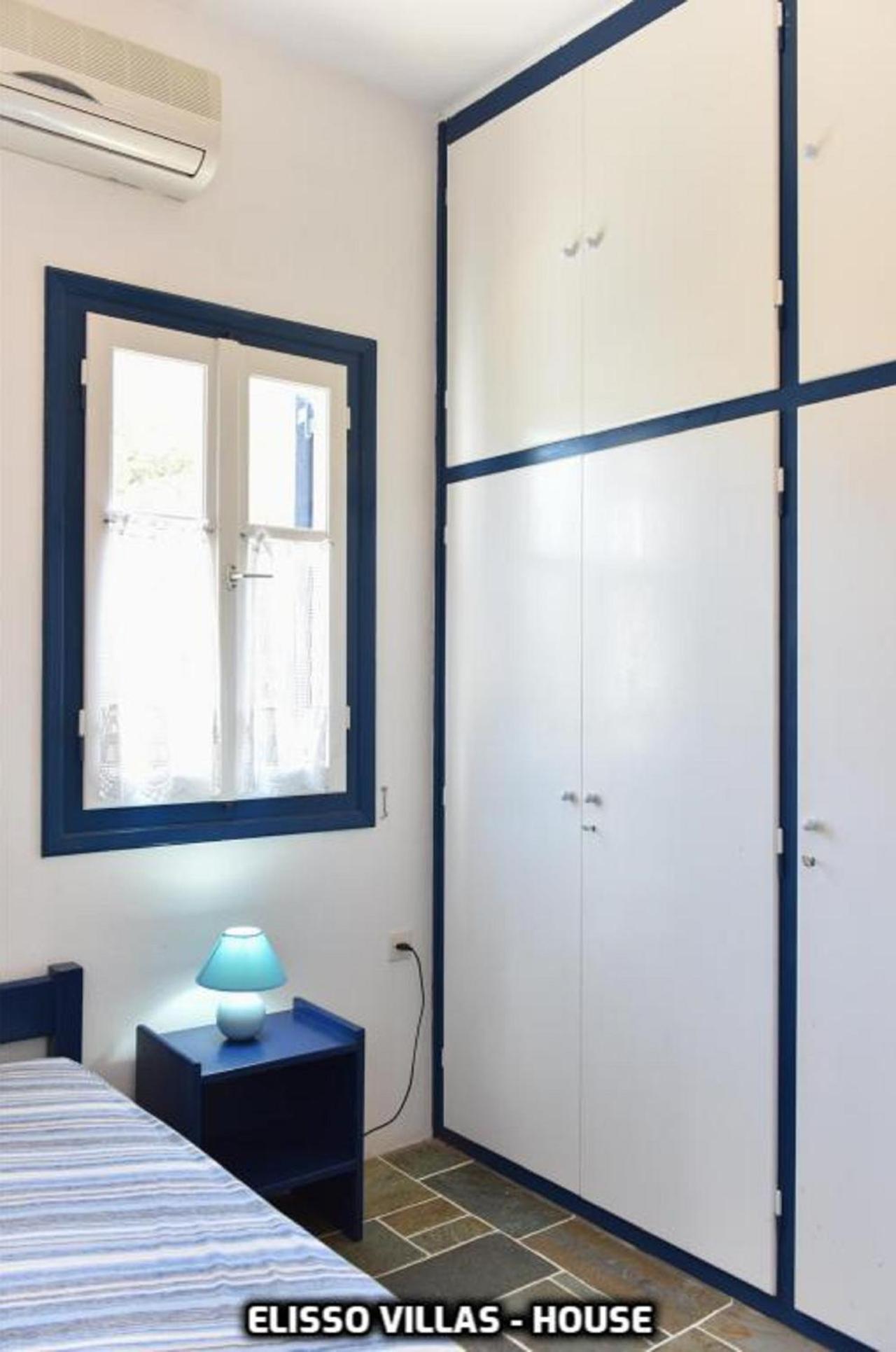 Elisso Villas Platis Gialos  Bilik gambar